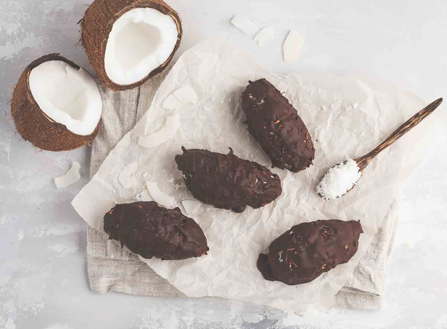 Raw Dark Chocolate & Almond Protein Bars Raw Dark Chocolate & Almond Protein Bars