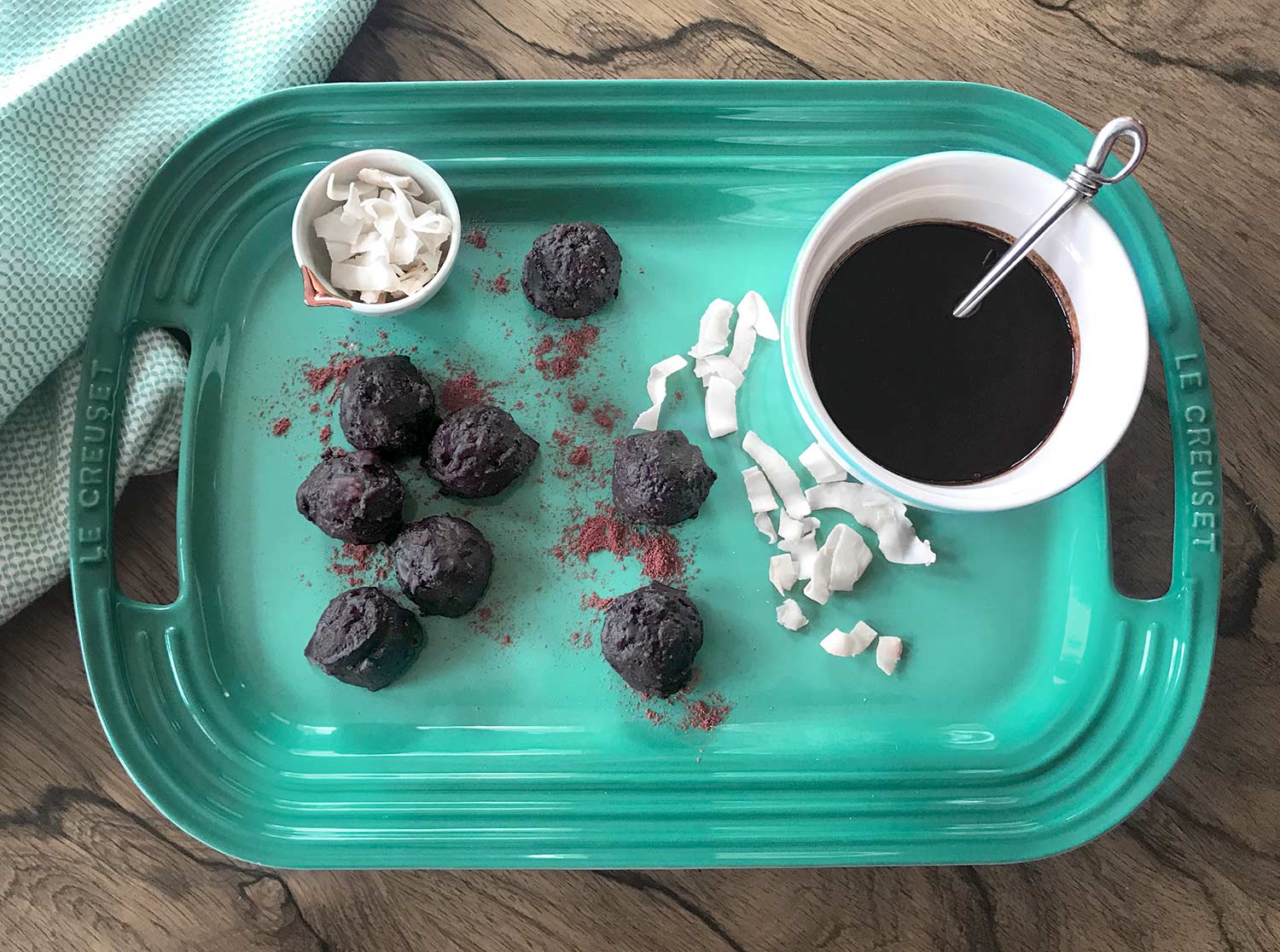 No Bake Double Chocolate Cake Bites No Bake Double Chocolate Cake Bites